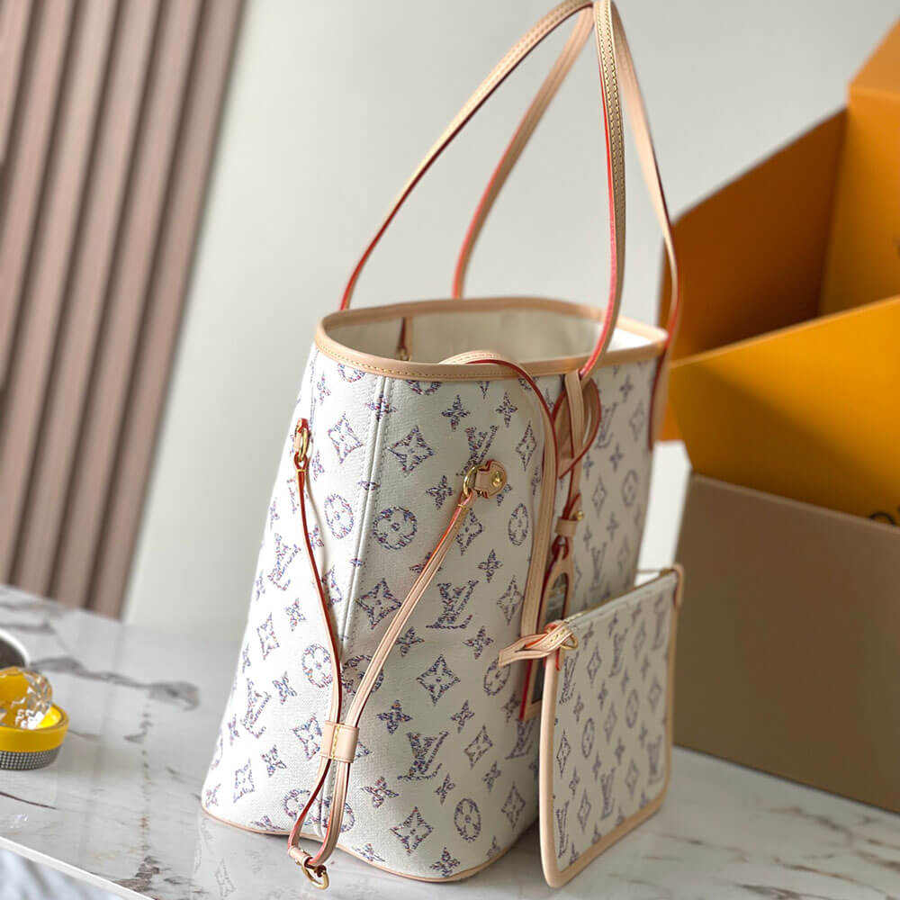 LOUIS VUITTON Neverfull MM M24905